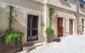 Home Sud Home Guest House
